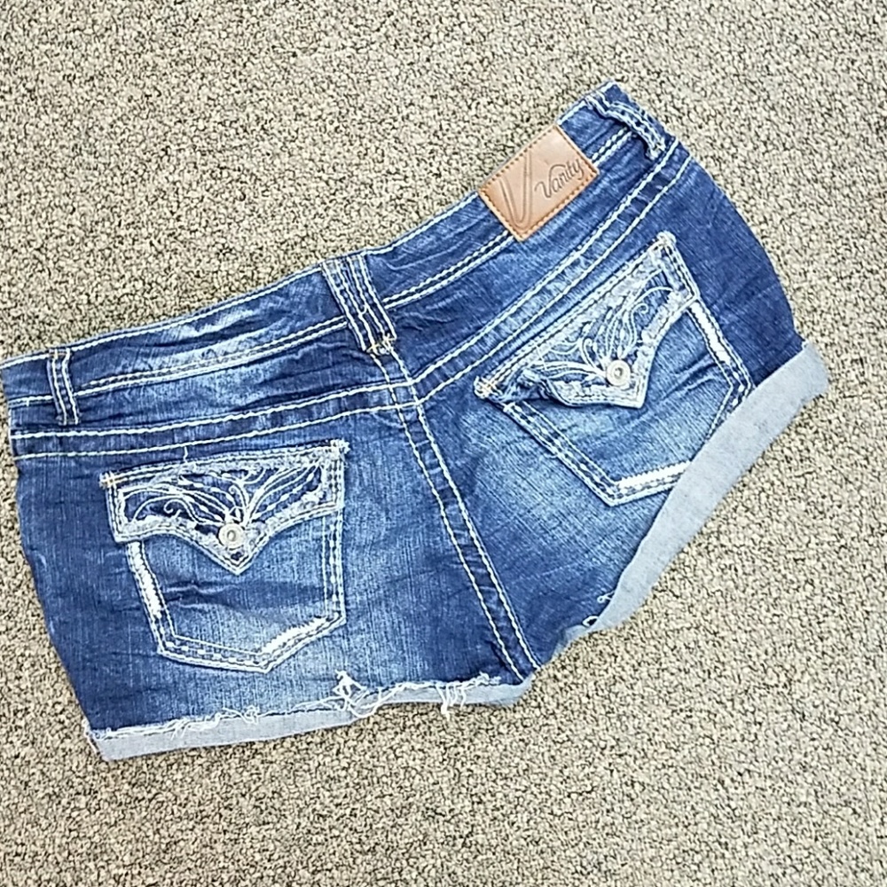 Vanity Sasha cut-off shorts